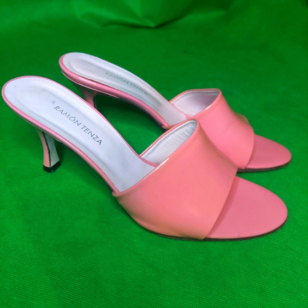 PINK mules 💮🦩💮 vintage ramon tenza